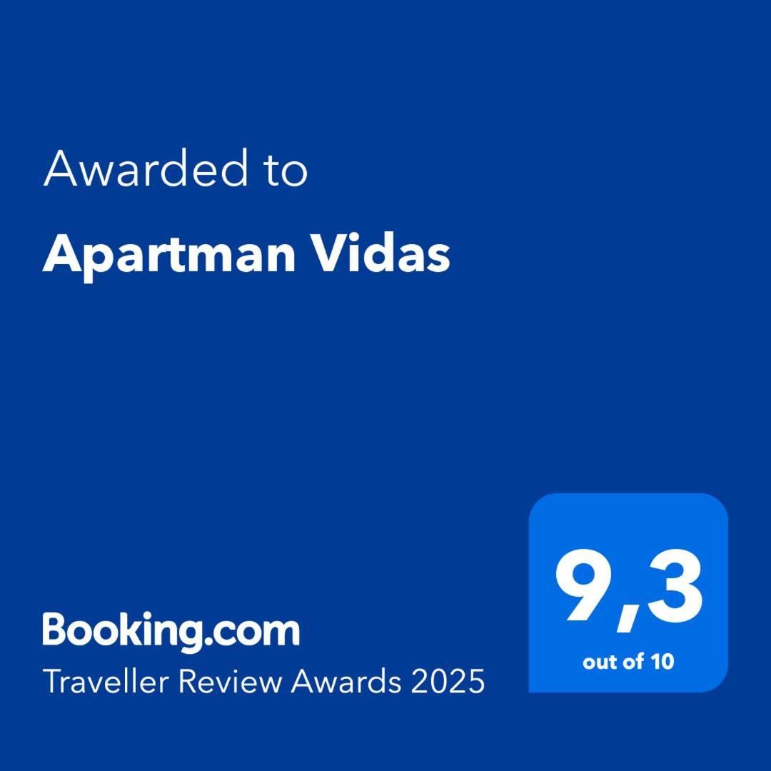 Apartman Vidas Palit Exteriör bild